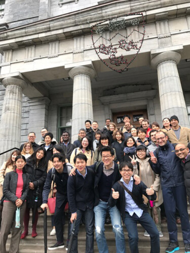 Groupe d’étudiants au MBA au Japon
