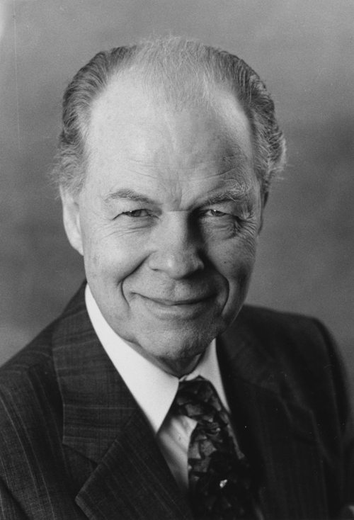 Professeur Donald E. Armstrong, Ph. D. 1954